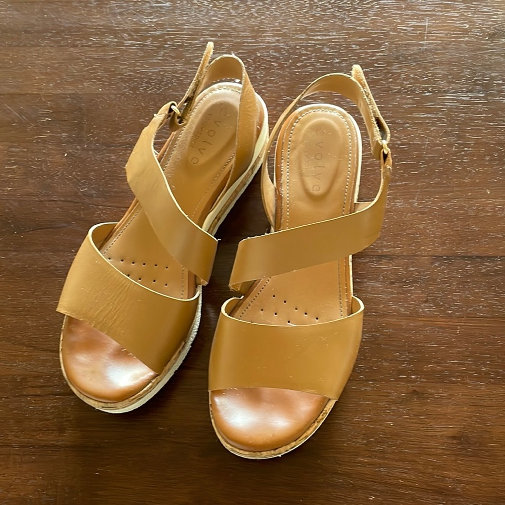 Nordstrom Brand Evolve Sandal